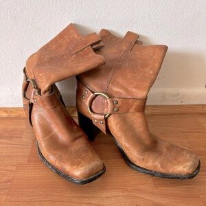 Vintage aerosole heeled boots